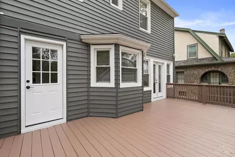 Exterior - 1650 Rose Pl, Cincinnati, OH 45237 photo 3 of 6
