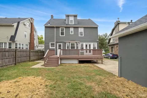 Exterior - 1650 Rose Pl, Cincinnati, OH 45237 photo 5 of 6