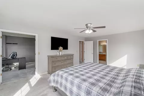 Bedroom - 7940 Stablegate Ln, Maineville, OH 45039 photo 2 of 4