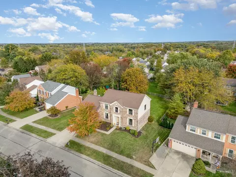 View/Area - 7940 Stablegate Ln, Maineville, OH 45039 photo 5 of 6