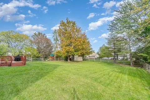 Exterior - 7940 Stablegate Ln, Maineville, OH 45039 photo 8 of 12
