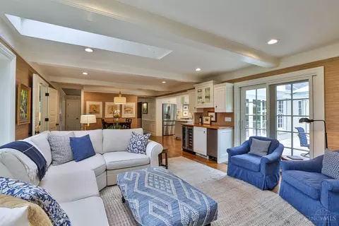 Living - 6790 Marblehead Dr, Cincinnati, OH 45243 photo 6 of 6
