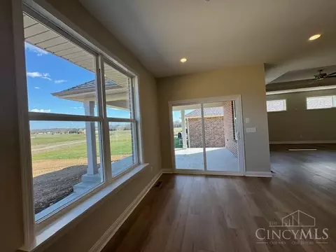 3948 Lukas Ln, Hamilton, OH 45013 photo 3