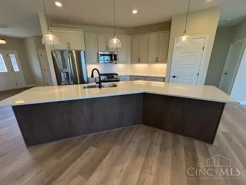 3948 Lukas Ln, Hamilton, OH 45013 photo 17
