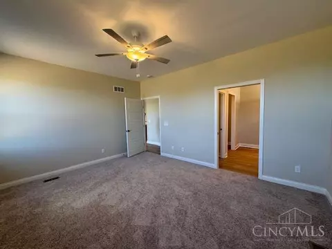 3948 Lukas Ln, Hamilton, OH 45013 photo 14