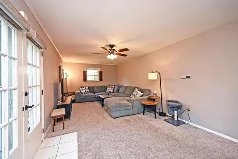 809 Carini Ln, Greenhills, OH 45218 photo 20