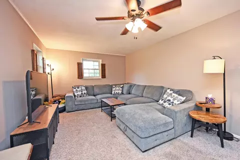 809 Carini Ln, Greenhills, OH 45218 photo 21