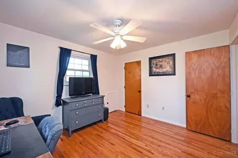 809 Carini Ln, Greenhills, OH 45218 photo 34