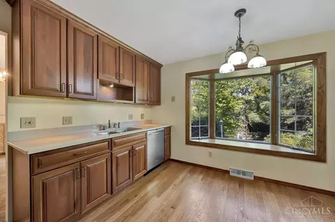 Kitchen - 5128 W Fork Rd, Cincinnati, OH 45247 photo 2 of 2