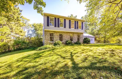 Exterior - 5128 W Fork Rd, Cincinnati, OH 45247 photo 2 of 8