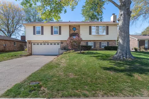 419 Meadow Ln, Trenton, OH 45067