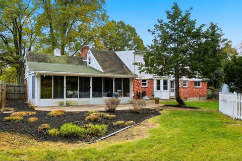 1072 Galbraith Rd, Cincinnati, OH 45231 photo 4