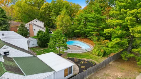 1072 Galbraith Rd, Cincinnati, OH 45231 photo 3