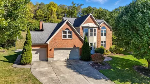 8742 Rupp Farm Dr, West Chester, OH 45069