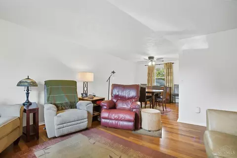 Living - 1 Mackie Ct, Harrison, OH 45030 photo 3 of 3