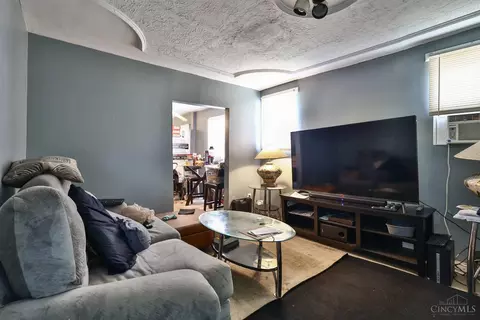 Living - 1401 Chamberlain Ave, Lincoln Heights, OH 45215 photo 1 of 1