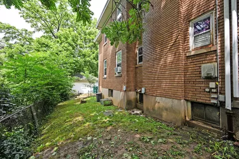 Exterior - 1205 Amanda Pl, Cincinnati, OH 45205 photo 6 of 7