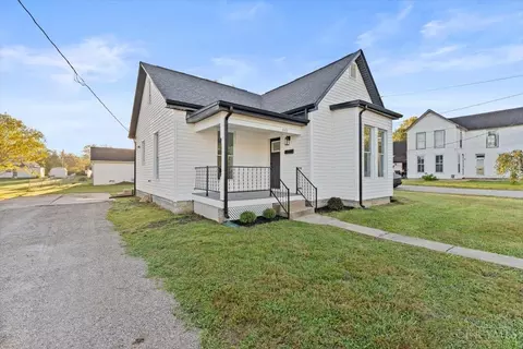 242 Main St, Bethel, OH 45106