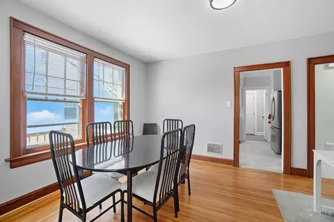 Dining - 4352 Ridgeview Ave, Cincinnati, OH 45238 photo 4 of 6