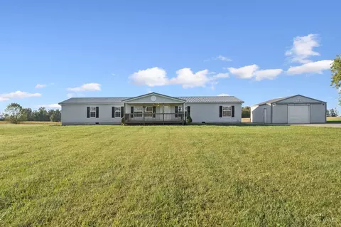 7986 Black Rd, Russellville, OH 45168