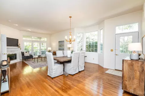 Dining - 6530 Silverfox Dr, Cincinnati, OH 45230 photo 2 of 4