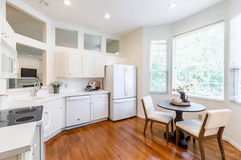Kitchen - 6530 Silverfox Dr, Cincinnati, OH 45230 photo 1 of 5