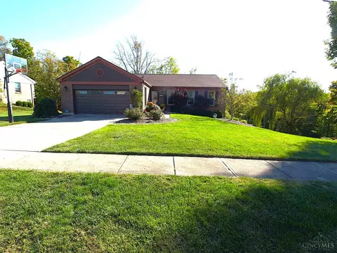 5563 Windmere Dr, Cincinnati, OH 45248