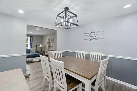 2598 Mapletree Ct, Reading, OH 45236 photo 9