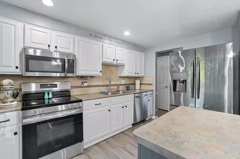 2598 Mapletree Ct, Reading, OH 45236 photo 12