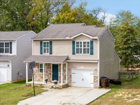 12077 Maple Dr, Symmes Twp, OH 45140