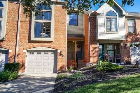 7902 Hackney Cir, Maineville, OH 45039