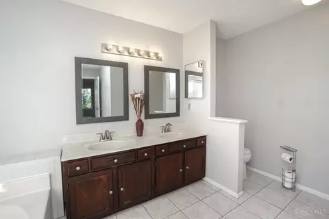 7902 Hackney Cir, Maineville, OH 45039 photo 18