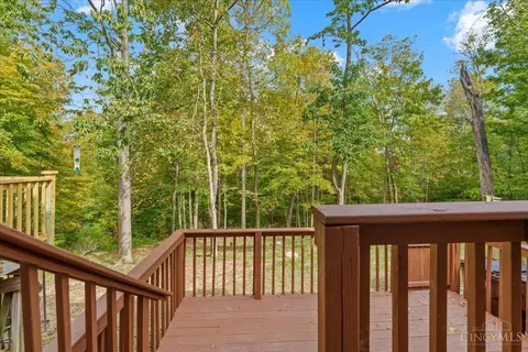 Exterior - 4536 Tree View Ct, Batavia, OH 45103 photo 2 of 4