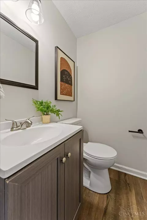 Bath - 4536 Tree View Ct, Batavia, OH 45103 photo 1 of 2