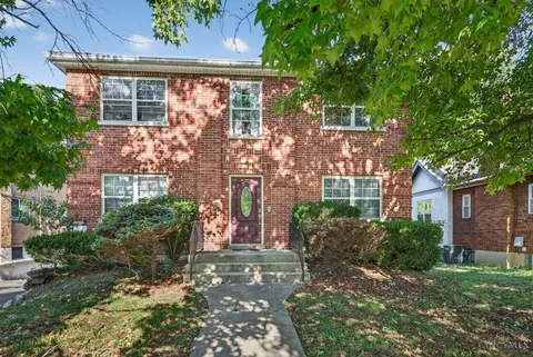 5541 Bosworth Pl, Cincinnati, OH 45212