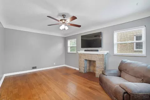 5318 Sidney Rd, Cincinnati, OH 45238 photo 8
