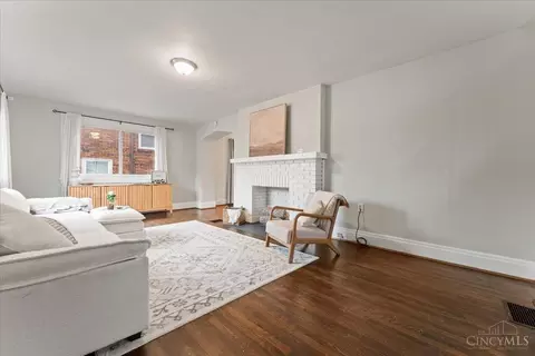 Living - 2177 Crane Ave, Cincinnati, OH 45207 photo 2 of 3