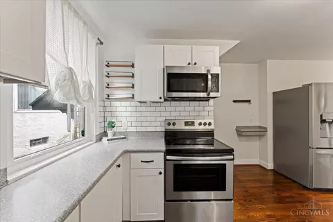 Kitchen - 2177 Crane Ave, Cincinnati, OH 45207 photo 2 of 3