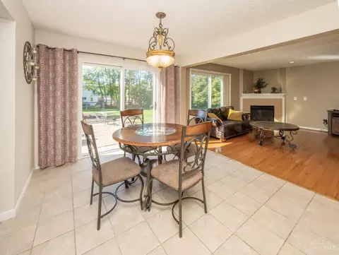 Dining - 2125 Picketside Dr, Batavia, OH 45103 photo 4 of 5