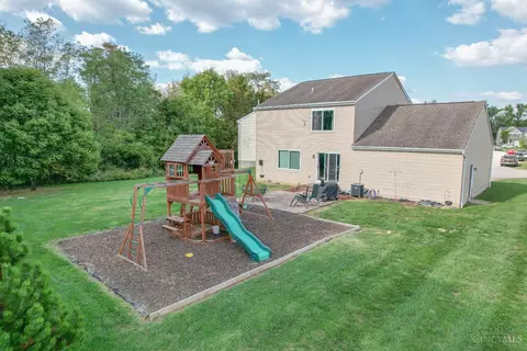 Exterior - 2125 Picketside Dr, Batavia, OH 45103 photo 3 of 4