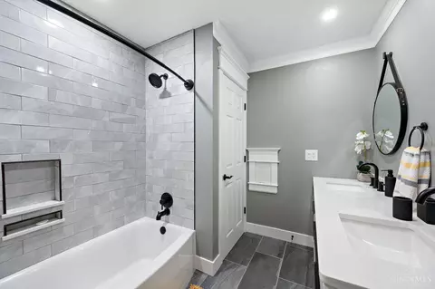 Bath - 3714 Mackey Rd, Amelia, OH 45102 photo 5 of 5