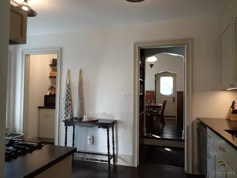 Other - 94 Sharon Rd, Glendale, OH 45246 photo 1 of 8