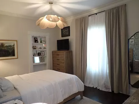 Bedroom - 94 Sharon Rd, Glendale, OH 45246 photo 2 of 3