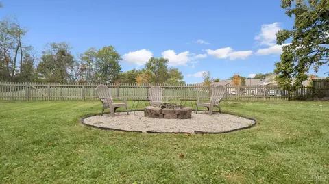 Exterior - 4279 Larma Ln, Cincinnati, OH 45245 photo 11 of 12