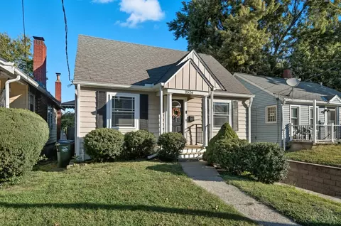 Exterior - 2526 Bremont Ave, Golf Manor, OH 45237 photo 2 of 18