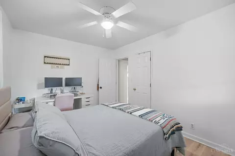 Bedroom - 2526 Bremont Ave, Golf Manor, OH 45237 photo 3 of 7