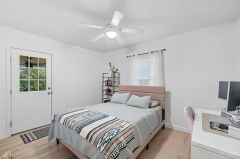 Bedroom - 2526 Bremont Ave, Golf Manor, OH 45237 photo 1 of 7