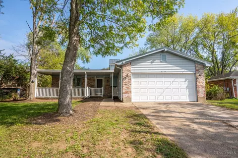 6704 Berwick Dr, Franklin, OH 45005