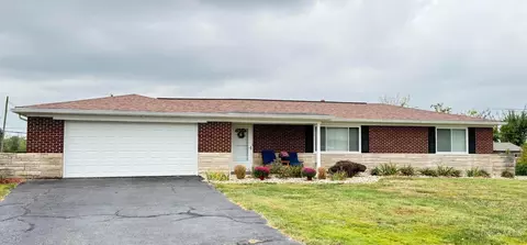 6677 Wood St, Goshen, OH 45122