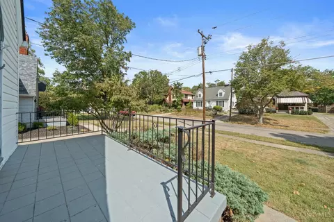 6773 Siebern Ave, Silverton, OH 45236 photo 5